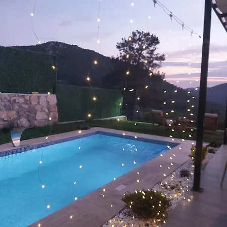 Sunset Villa
